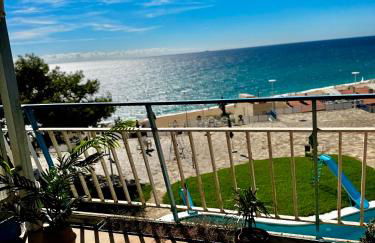 Apartamento Canet de Mar - Primera linea de Playa - Increibles vistas al Mar - Foto 4