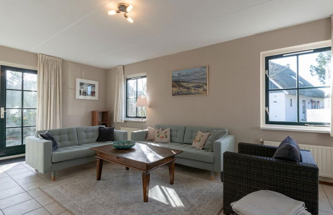 Beautifully Situated Luxury Villa on the Water - Foto 56