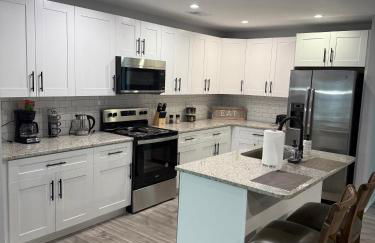 Modern new townhouse near Stone Mountain Sleeps 10 - Foto 21