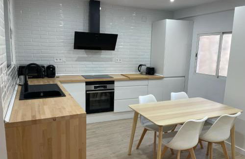 Apartamento Dúplex de Lujo con Terraza Privada y vistas al Castillo - Centro - Foto 3