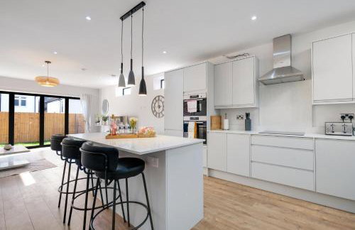 Luxury 5 Bedroom, 4 Bathroom Home in Purley - Foto 33