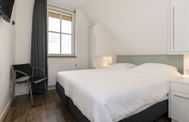 Chic Villa With a Fireplace at Tjeukemeer - Foto 1