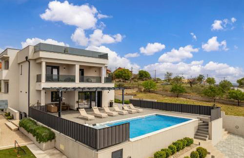 Villa Katarina with pool and jacuzzi - Foto 79