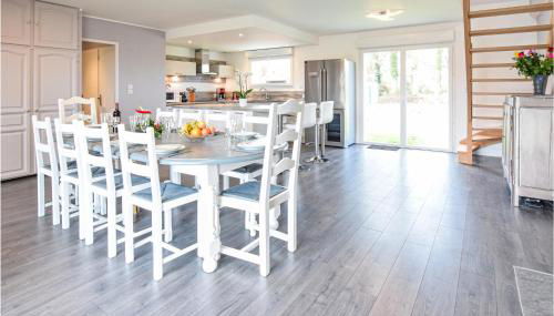 Gorgeous Home In St-Martin-Aux-Buneaux - Foto 3