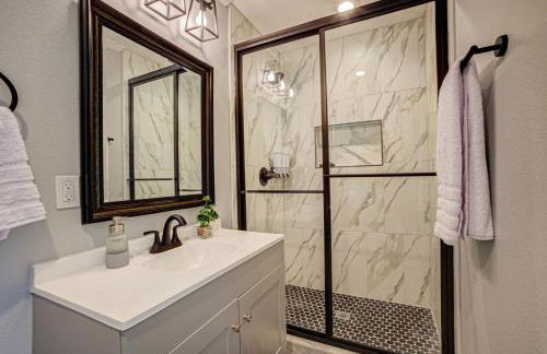 Casablanca Waco 5 mins from Baylor and Magnolia with Hot Tub,Firepit, Pet Friendly - Foto 22