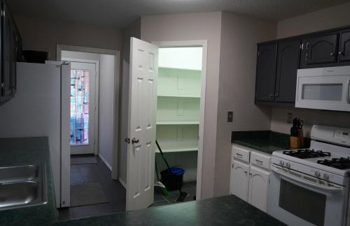 Modern and Cozy 3BR Memphis with Jetted Tub - Foto 17