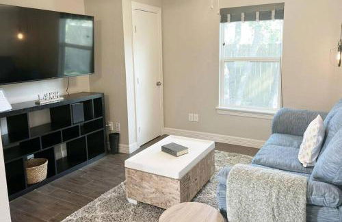 Quiet, Cozy Guesthouse with privacy - Photo 13