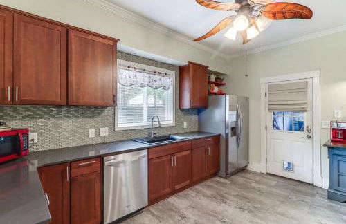 Harrison Family Home with Grill - Near Downtown! - Foto 12