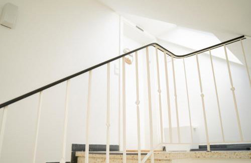 Lichtdurchflutende Wohnoase-Kamin-ruhig-kostenloser Parkplatz- 24-7 Self Check-in, bis zu 5 Personen, sehr geräumig - Photo 39