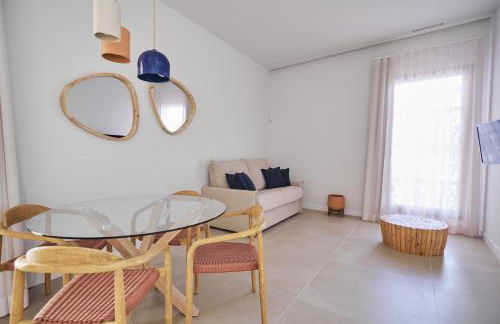 Slow Home Apartments - Photo 46