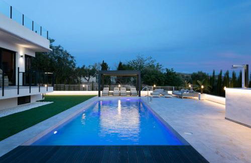 Casa Reina Helena - welcome to a special place - Foto 1