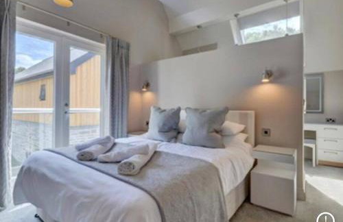 Priory House; sleeps 6-20 - Foto 39