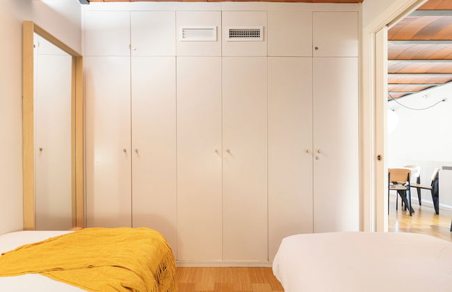 Aspasios Las Ramblas Apartments - Photo 4