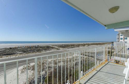 Stunning Beachfront Condo with Panoramic Ocean View - Foto 18