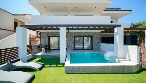 5 suites by GD - Photo 5, sunbed, Garden view