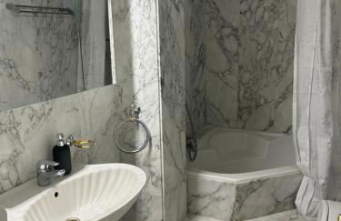 Schönes Apartment - ruhig - Aussenpool - Foto 7