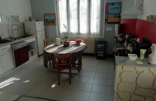 Devant le canal, trois grandes chambres, 85m2, animaux bienvenus - Foto 6