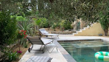 Maison uzès piscine plein sud avec superbe vue - Foto 4, Garden, Garden view