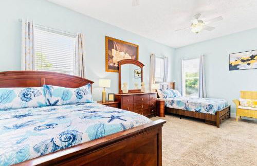 Lion of the Beach - Photo 11