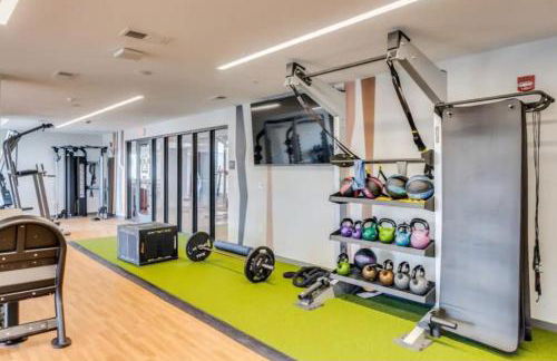 OTR 1 Bed Suite Free Parking Gym Pool Clubroom - Foto 6