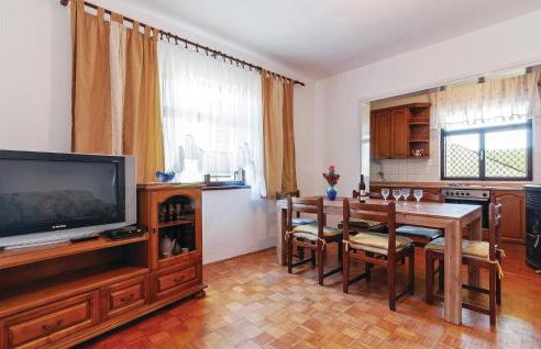 Six-Bedroom Holiday Home In Sv Filip I Jakov - Foto 5