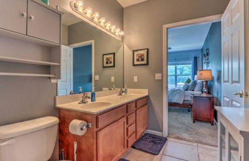 Lake and Poolside Fun! Water-View Camdenton Condo - Photo 13