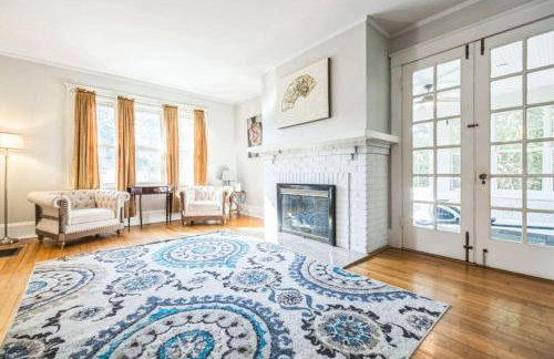 Massive 6 bedroom home with a Pool - Foto 7