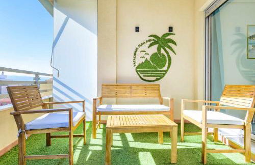 Apart. Port Arenal con terraza y piscina - Foto 2