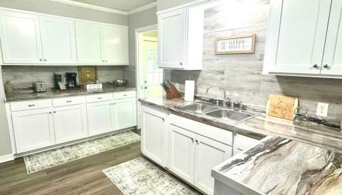 Soothing Greens Color Peaceful 3 BR 1BA Dwelling - Foto 4