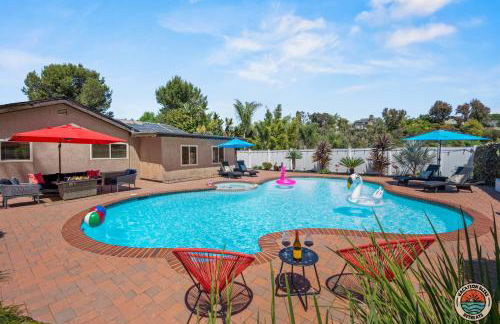 The Splash Society-Pool, Spa, Games, and Vibes - Photo 3