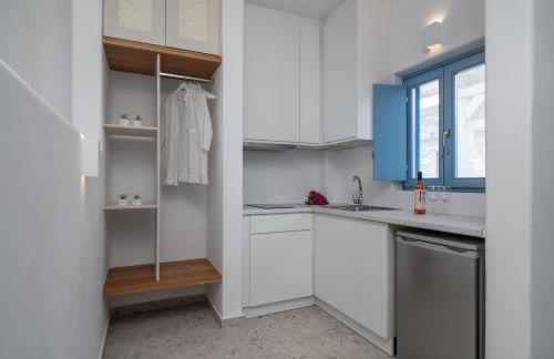 Camvillia Donoussa Village Suites - Photo 51