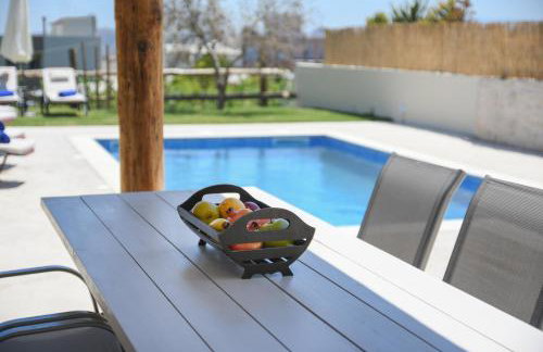 Arismari Villa - Heated Private Pool - Photo 15