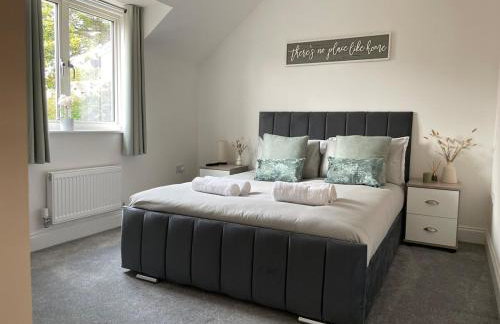 Iris Group Stay 8-BR Free Parking - Foto 1