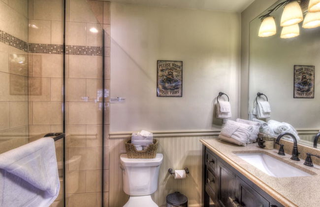 Granlibakken Retreat Near Tahoe Beach! - Photo 17