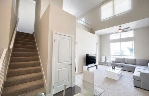 Luxury Residence Loft 3 Beds with Pool and Gym - Photo 2