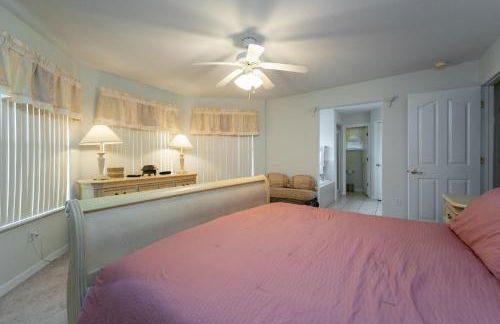 Budget Friendly Pool Home in Quiet Gated Community - Foto 18