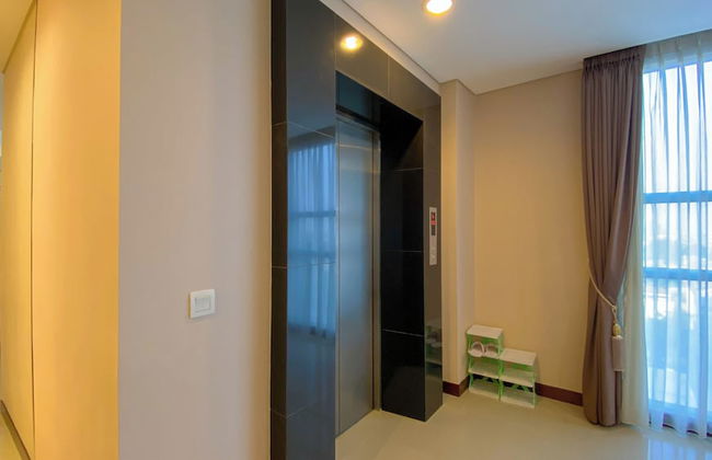 Spacious And Homey 2Br Apartment With Private Lift At The Kencana Residence - Foto 13