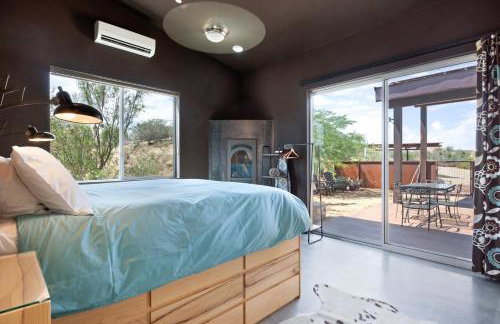 Jackalope Junction-Pool, Hot Tub, Fire Pit, BBQ & Desert Views! home - Foto 13