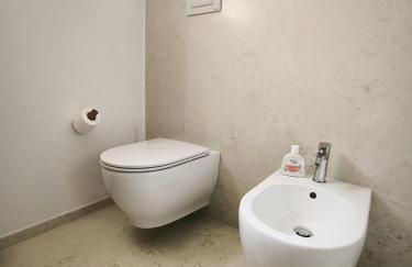 The House of Marbles - Photo 19