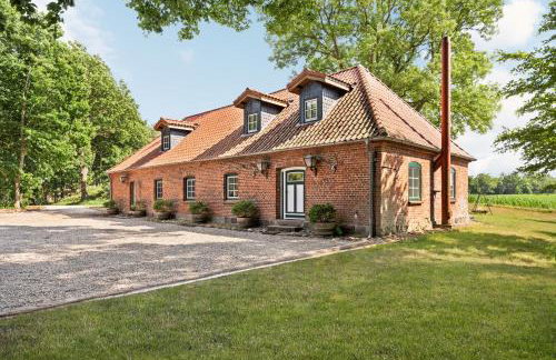 GUT KLETKAMP "Altes Backhaus" - Freistehendes Landhaus mit 7 Schlafzimmern I Kamin I Garten & Terrasse I 15 Min zur Ostsee I Parkplätze I Hundefreundlich I Bar I WLAN - Foto 33