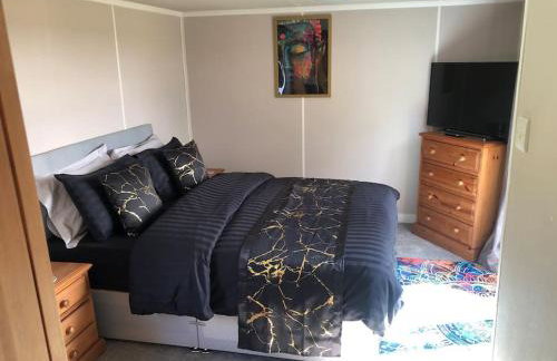 Couple’s Lodge With Hot Tub - Foto 26