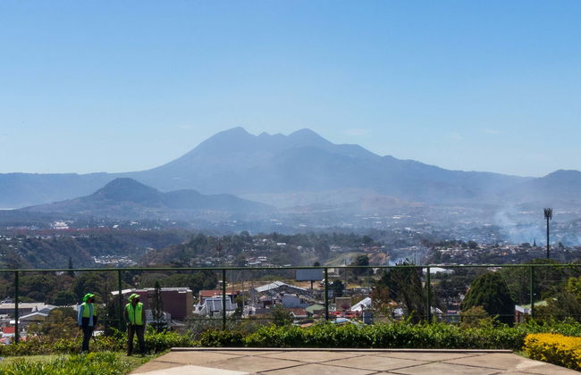 Guatemala City Bike Tour - Photo 5