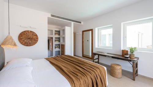 Exclusive Luxury Moca beachfront villa, Molos, Paros - Foto 5