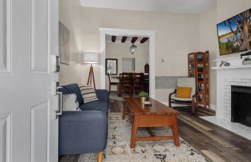 Modern 2BR near DT, 8min walk to Park&Conservatory - Foto 4