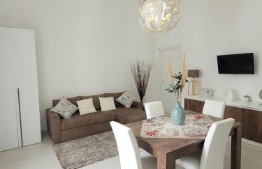 JEY STUDIO_INDEPENDENT SEAFRONT APARTMENT - Foto 1