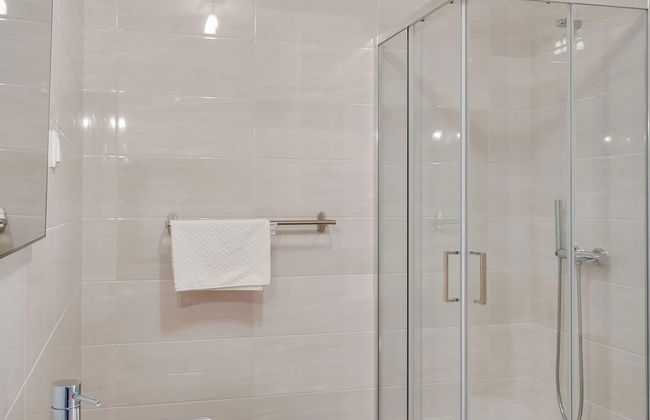 Modern Holiday Home in Lisbon With Private Pool & Jacuzzi! Ncasa Aurélie - Foto 19