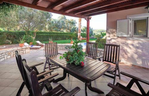 Villa Kardasis - Foto 3