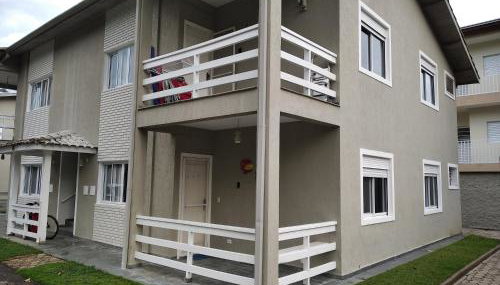 Apartamento térreo em maranduba com ar condicionado - Foto 2