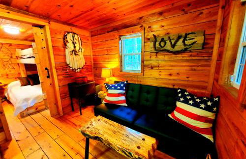 Lil' Log at Hearthstone Cabins and Camping - Pet Friendly - Photo 3