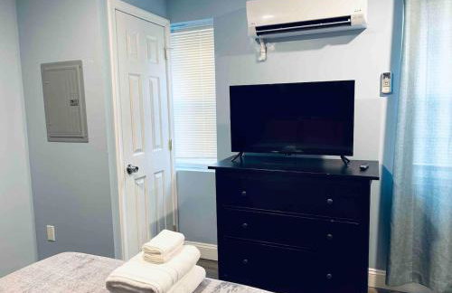 Rittenhouse Square close by Kimmel Center Suite - Photo 16